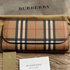 Burberry Beige and Black Checkered Wallet